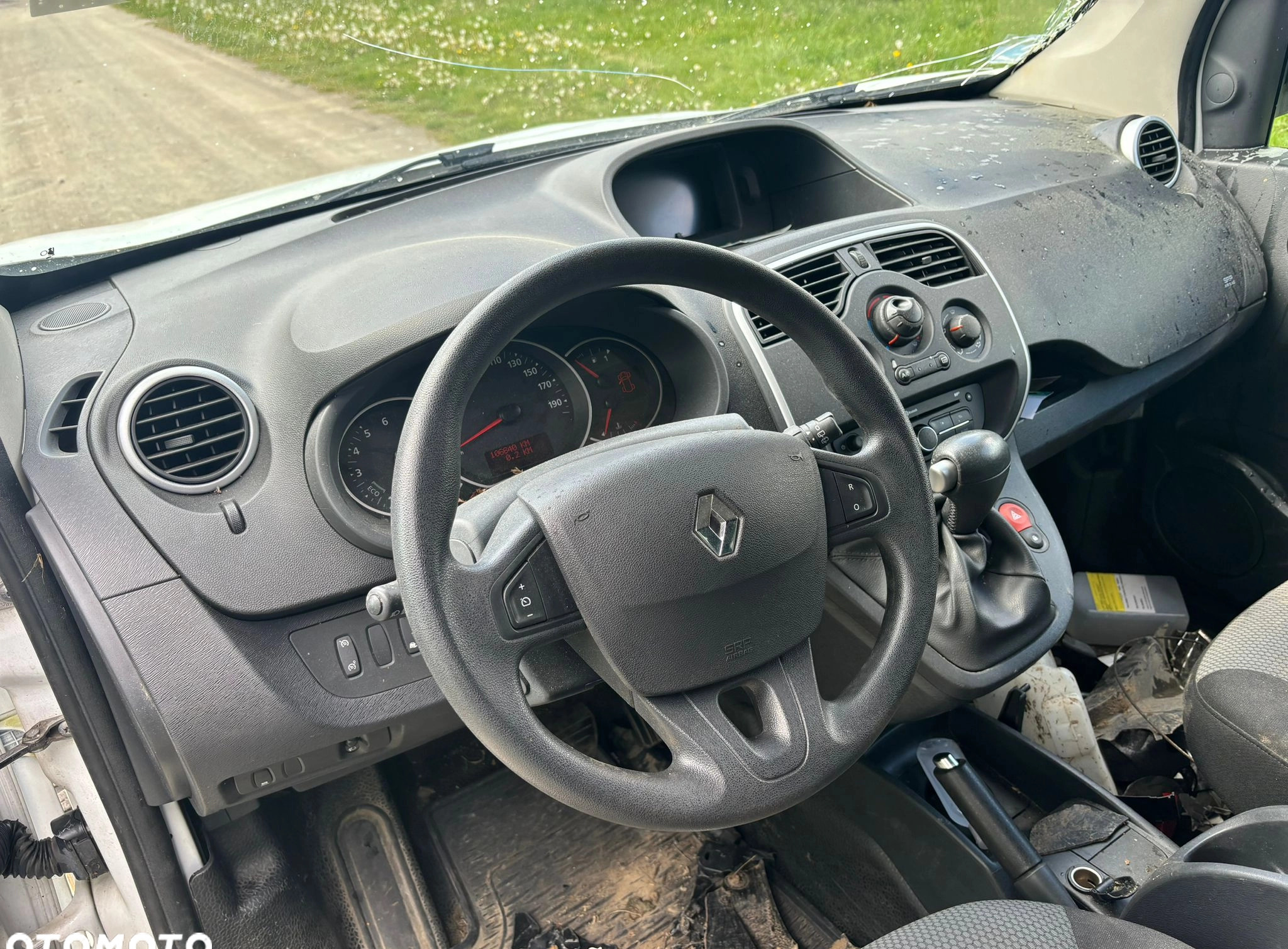 Renault Kangoo cena 28500 przebieg: 106000, rok produkcji 2019 z Krotoszyn małe 79